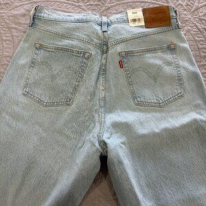 New LEVIS 501® Original Cropped Women's Jeans SIZE 33W x 26L NWT